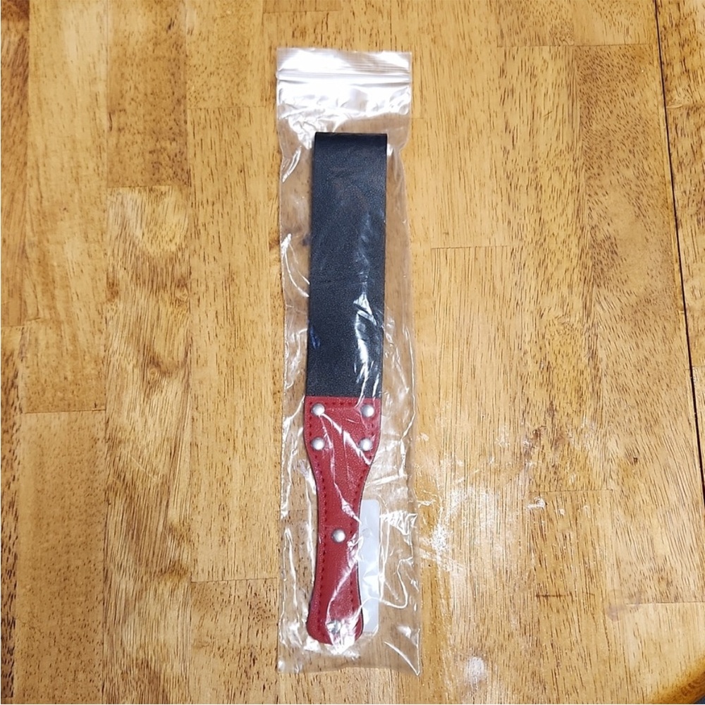 NEW xxx TOY SPANK TOOL flogger floggers leather whip life style toys